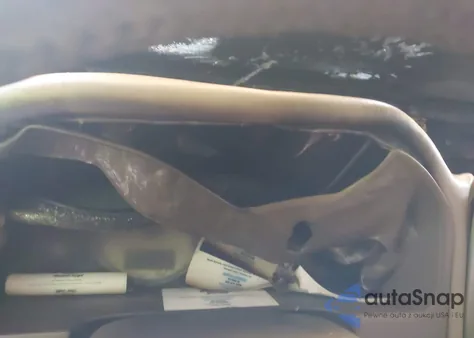 2005 Ford Escape Limited z USA, uszkodzony, nr VIN 1FMCU941X5KA16514